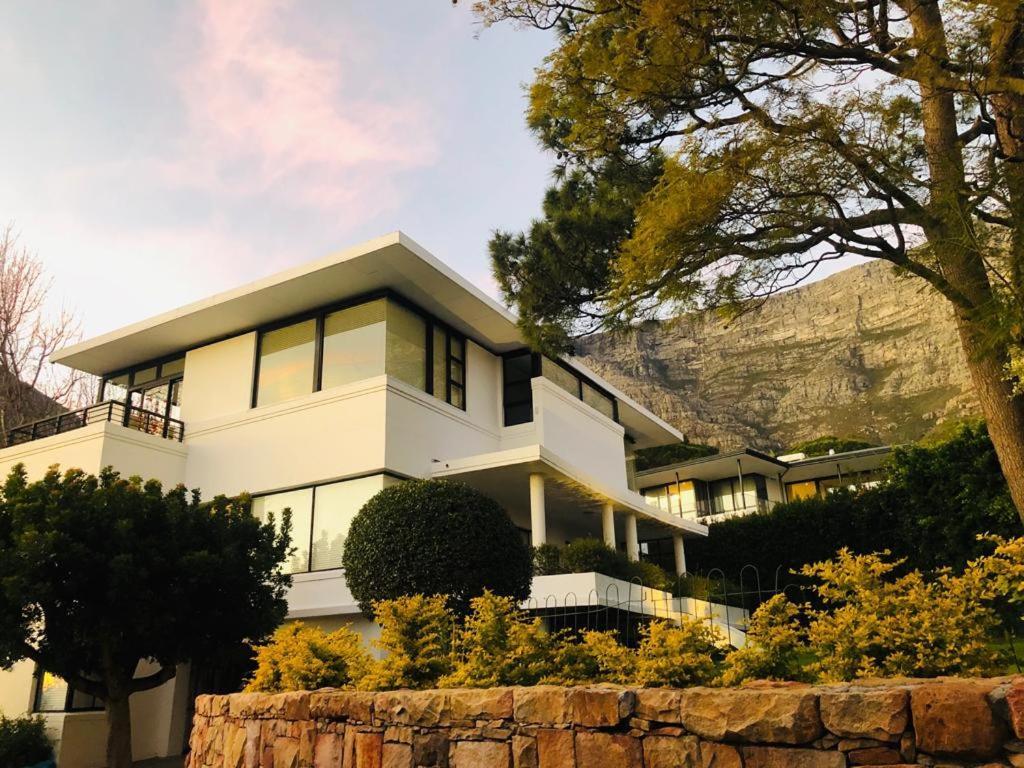 Table Mountain Guest Cottage With Private Garden เคปทาวน์ ภายนอก รูปภาพ